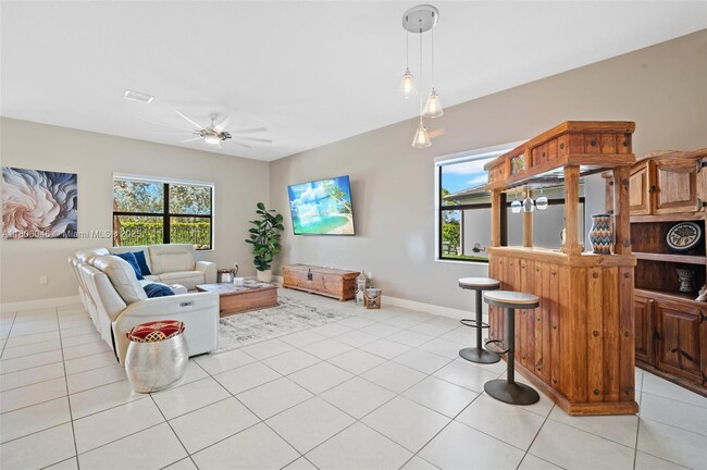 Photo - 17577 SW 41st St