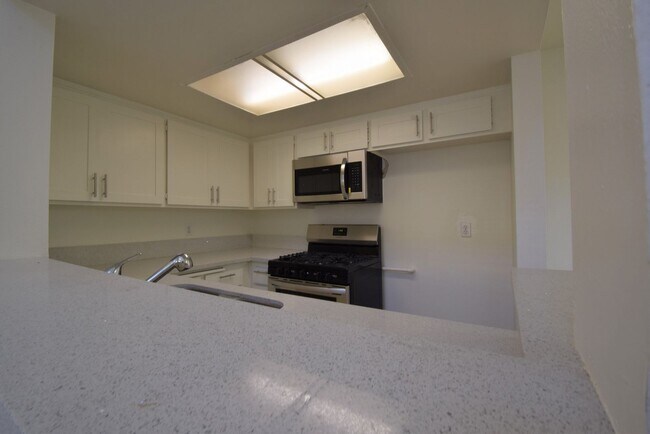 Photo - 6401 Riverton Ave