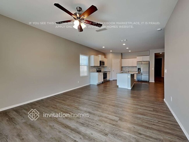 Photo - 17479 W Hedgehog Pl