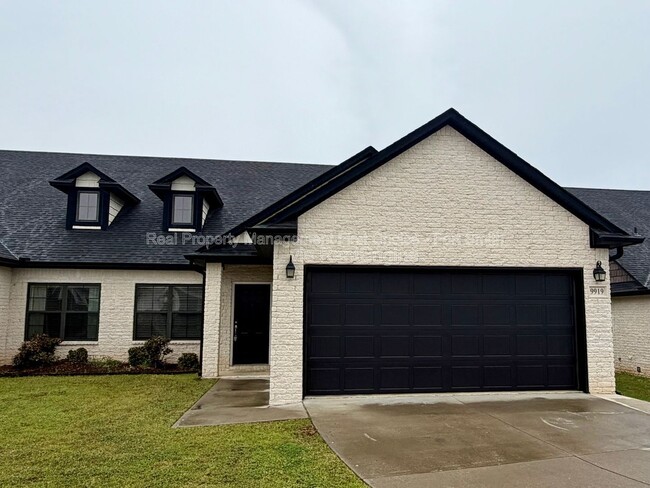 Building Photo - 9919 Landry Dr