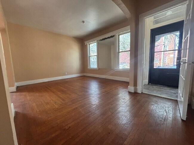 Photo - 37-39 Hotchkiss St Unidad 1st Floor