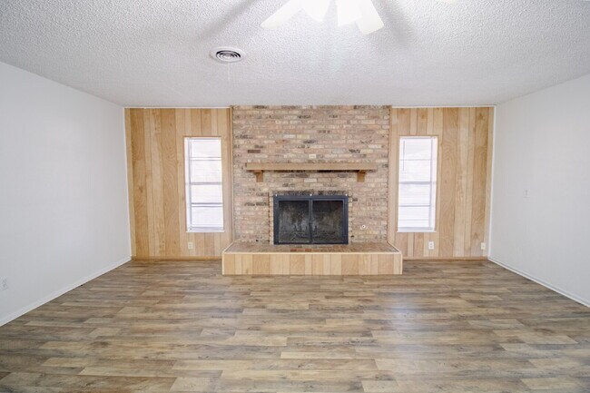 Photo - Spacious Renovated Home