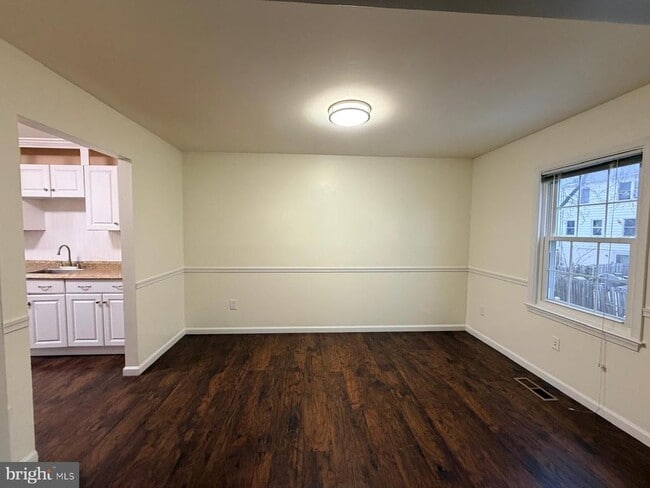 Photo - 9504 Covington Pl