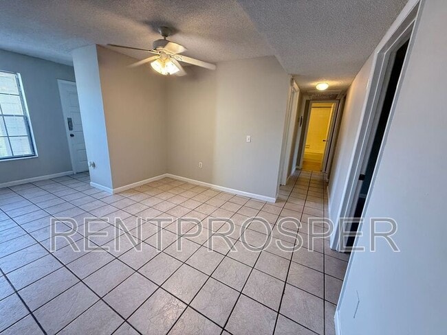 Photo - 6075 Village Cir