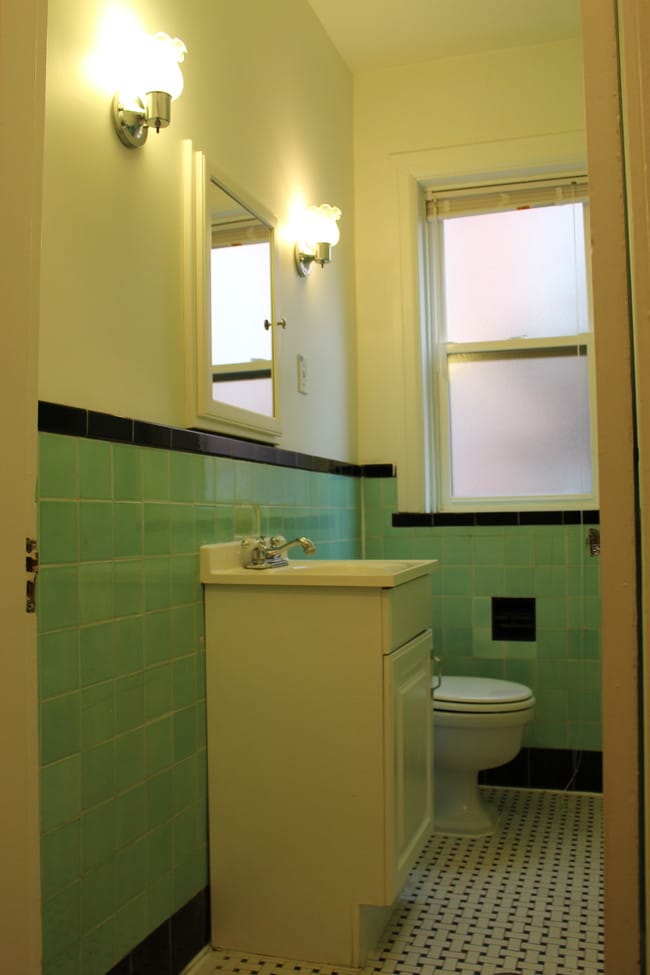 Photo - Forsyth Apartment