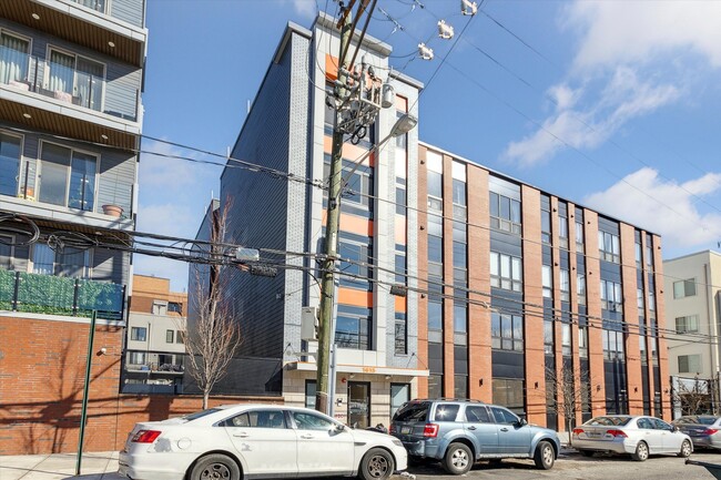 Photo - 1615 Poplar St Unit 2