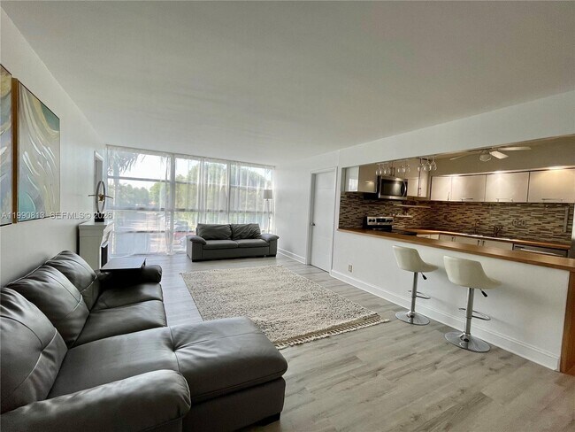 Photo - 2101 Atlantic Shores Blvd Unit 320