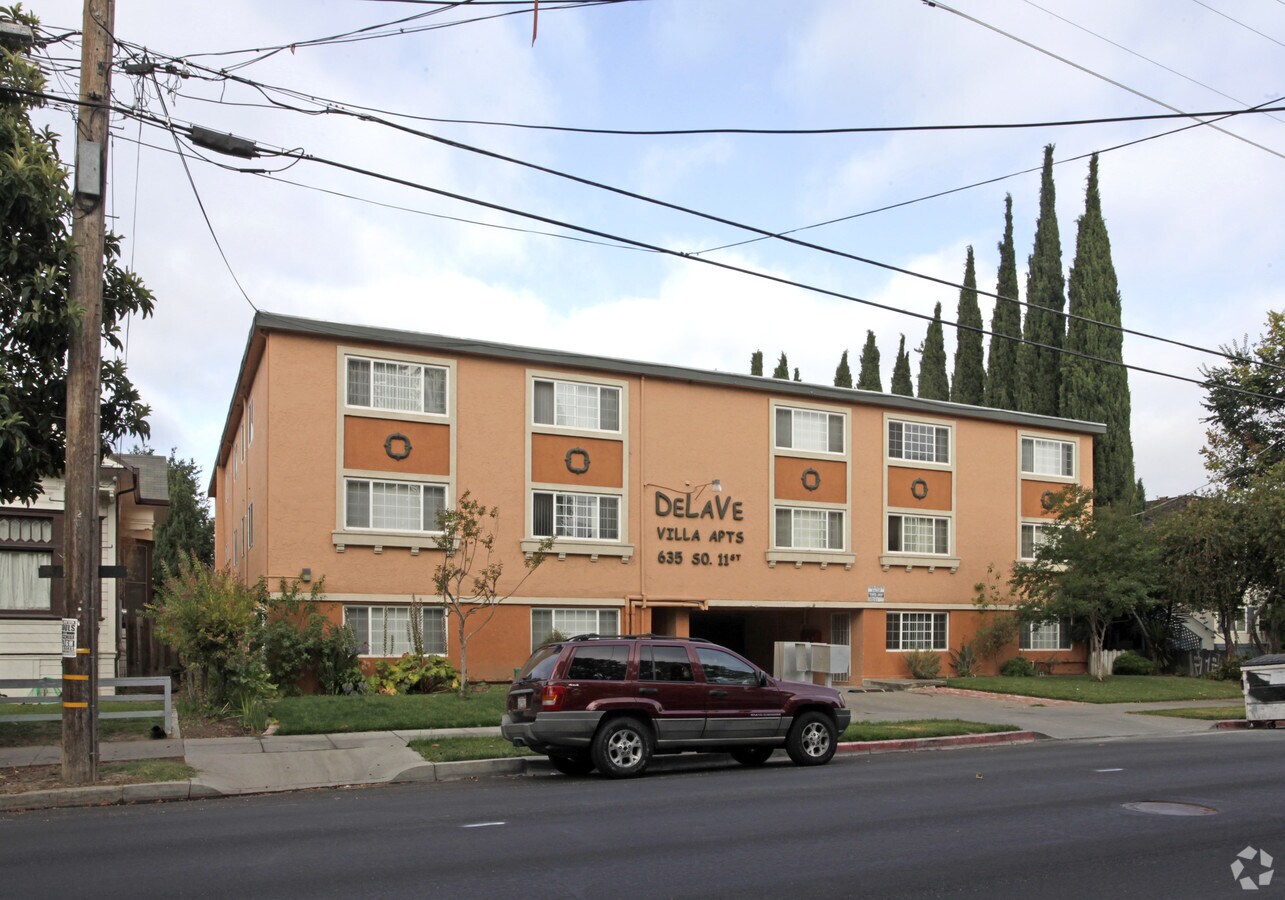 Primary Photo - DeLaVe Villa Apartments
