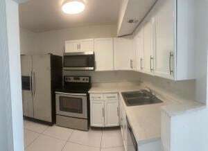 Photo - 3600 NW 21st St Unit 406