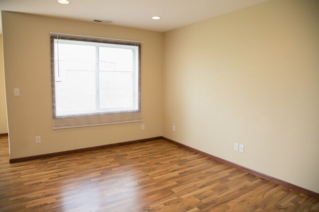 Dining area - 8200 Old Highway Rd