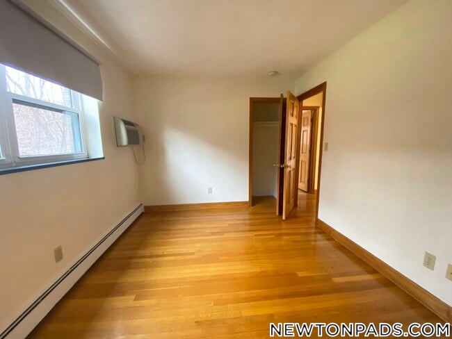 Photo - 282 Grove St Unit 7
