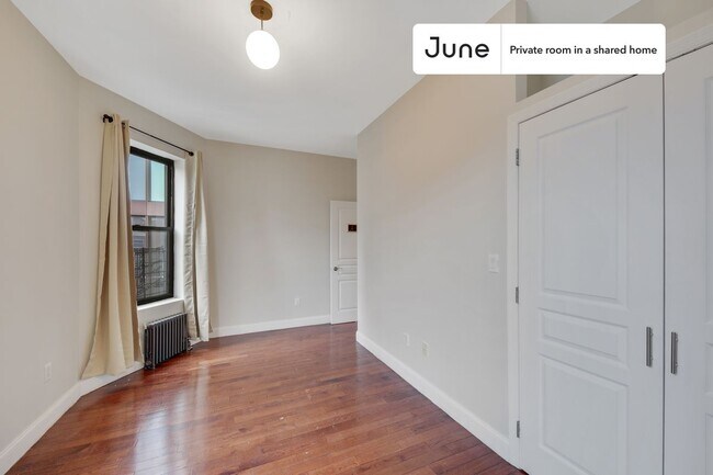 Photo - Room in Shared 4 bed/1 bath home Unit A