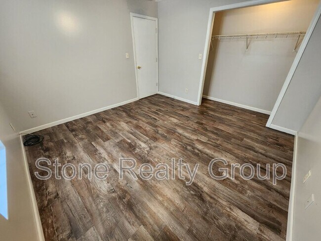 Photo - 2339 Patrick St Condo