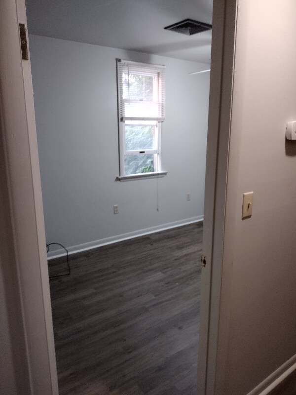 Photo - 12 Strasburg Pike