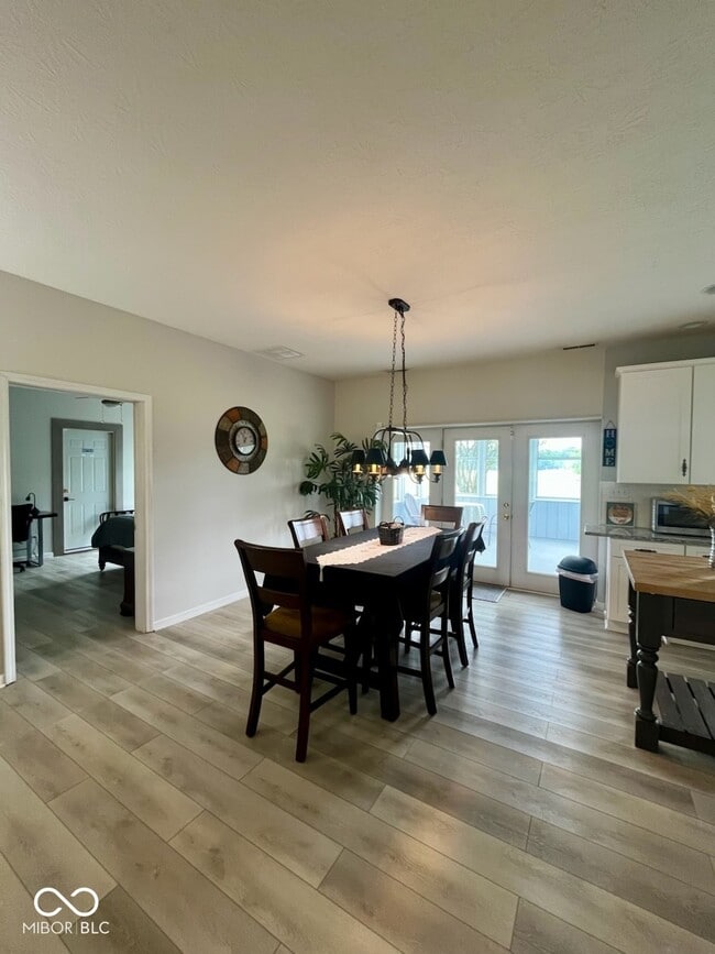 Photo - 9459 N State Rd 267