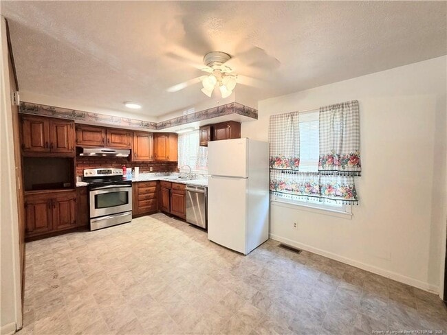 Photo - 5340 Docia Cir