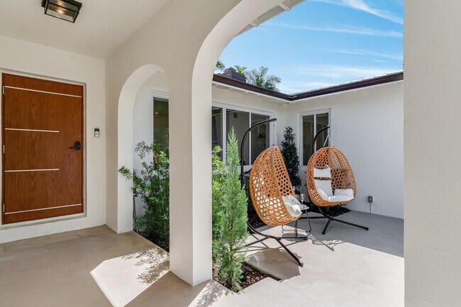 Photo - 616 NE 16th Terrace