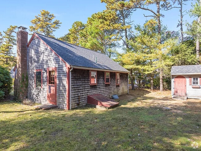 Building Photo - 49 Lakeview Dr Rental