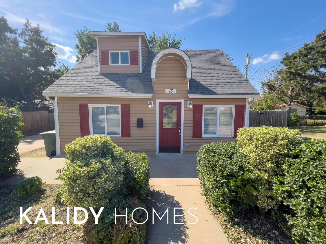 Photo - 15 S Walnut St (Edmond, OK)