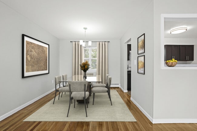 Photo - West End Gardens