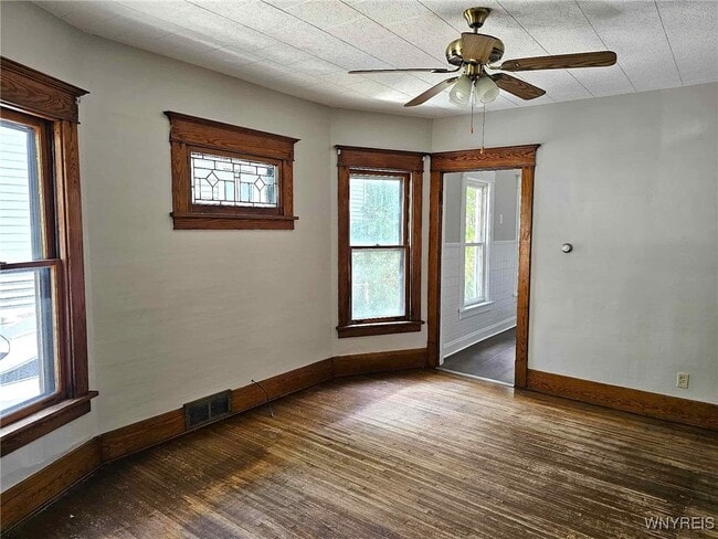 Photo - 793 Tifft St