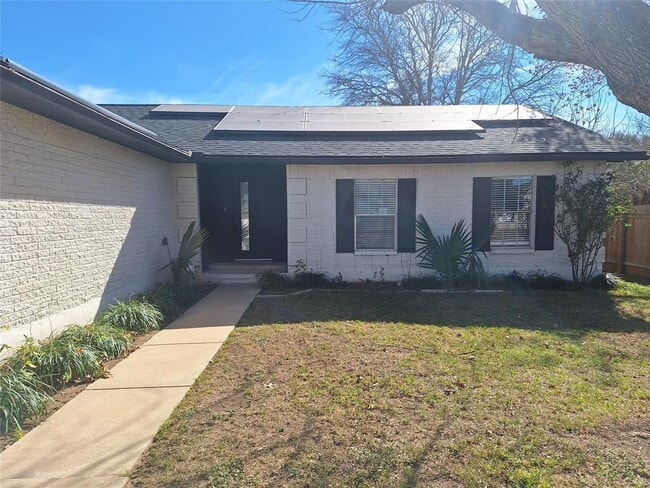 Photo - 1005 Ridgeline Dr