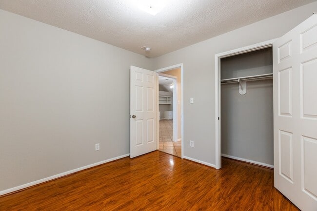 Photo - 11727 Inga Ln