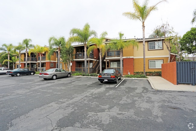 Photo - The Vintage for Seniors 62 or better !