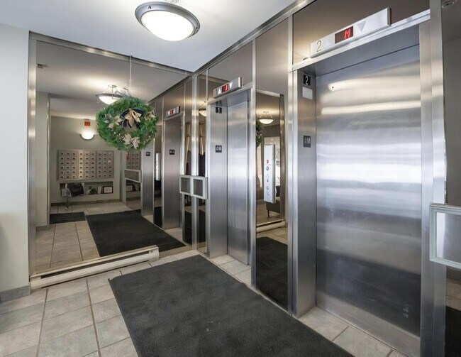 Photo - 365 Wellington Cres Unité 365 The Cedar