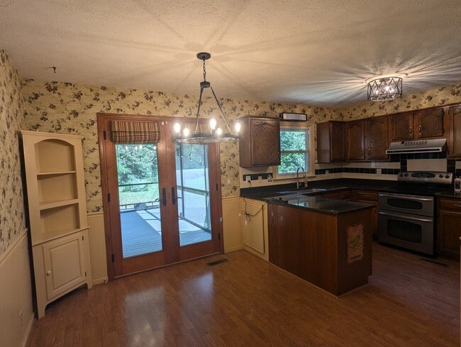 Photo - 316 Southwinds Dr