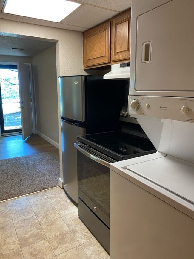 Photo - 101 Sandridge Dr