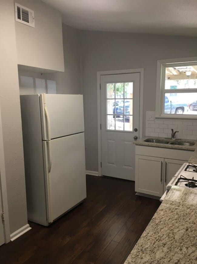 Photo - Charming East Austin Gem