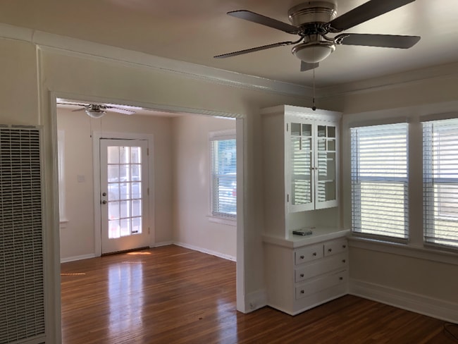 Photo - 3824 Goldwyn Terrace