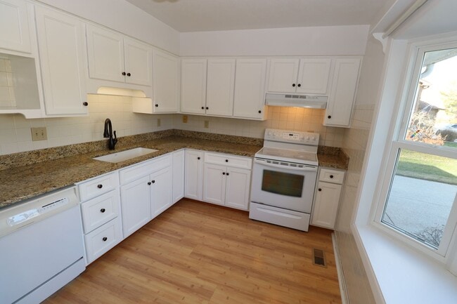 Photo - Beautiful Home on Cul-de-Sac with Large Fe...