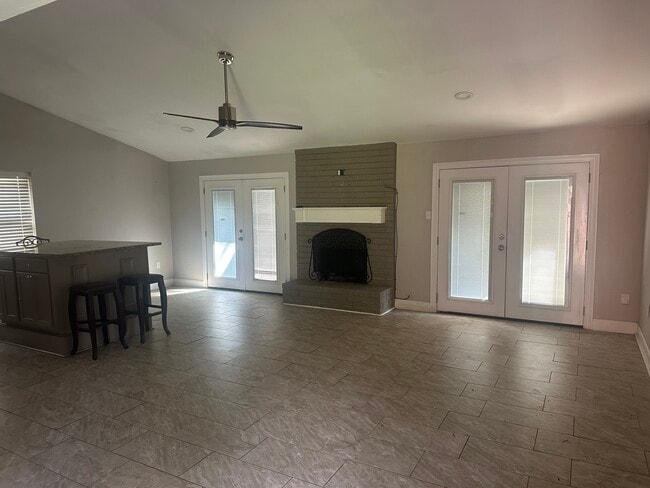 Photo - 13822 Chalmette Ave