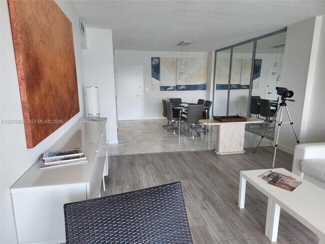 Photo - 300 Bayview Dr Unit 1608
