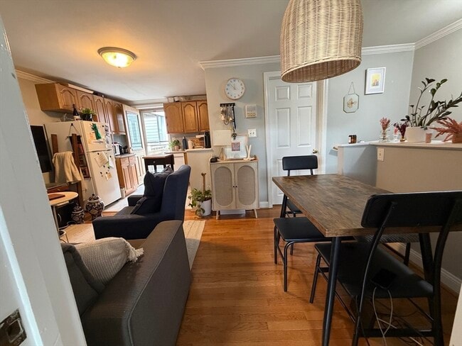 Photo - 122 D St Unidad 3