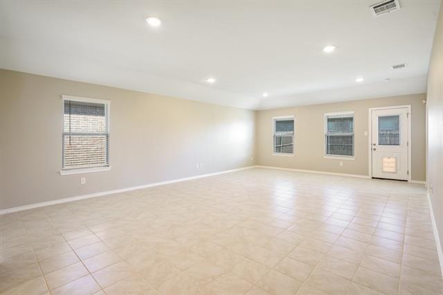 Photo - 806 Meadow Wood Ln