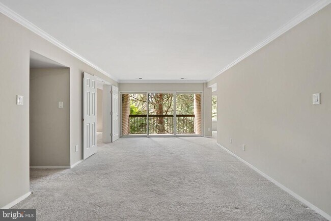 Photo - 11305 Commonwealth Dr Unit 102