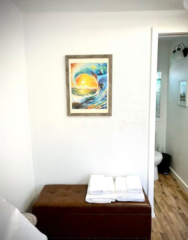 Photo - 107 E Barnett St Unidad Coastal Cottage