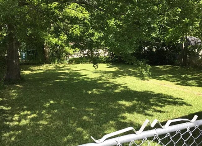 Photo - 916 Avenue M