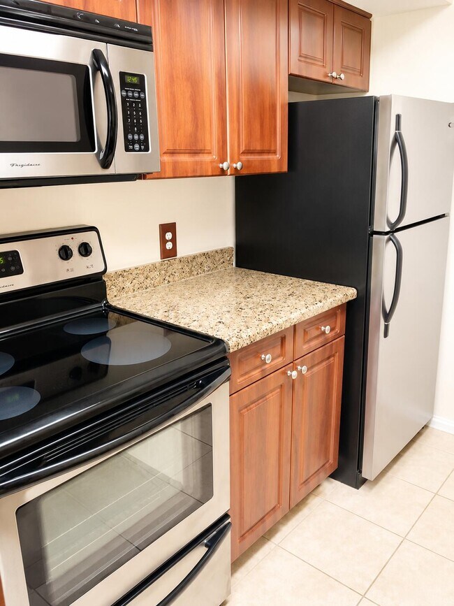 Photo - 2986 S University Dr Unidad 8203