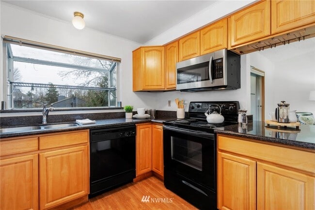 Photo - 10837 SE 172nd St Unit Kelsey Court 8D room #1