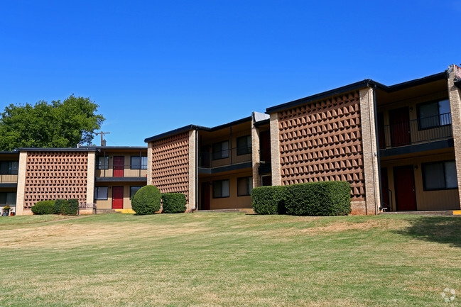 Building Photo - Woodland Hills Rental