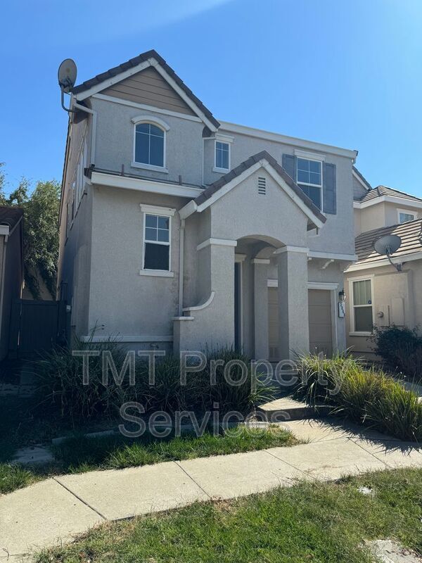 Photo - 3066 Staysail St