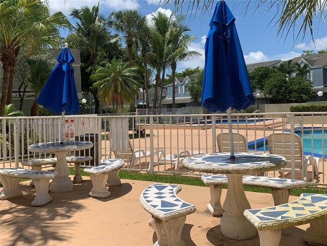 Photo - 17500 NW 67th Pl Unit K-4