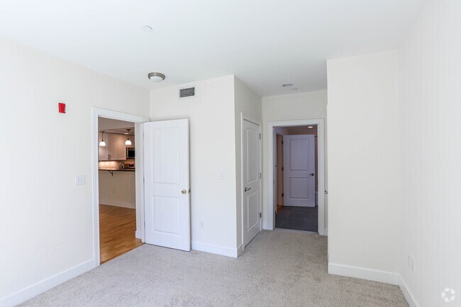 7 Cameron - 1 BR, 1 BA - 740SF - Bedroom