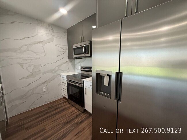 Photo - 4902 Spruce St Unidad 218