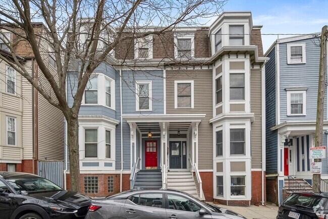Building Photo - 62 Gates St Unit 1 Rental