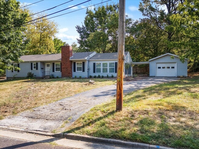 Building Photo - 500 Rockhill Rd Rental